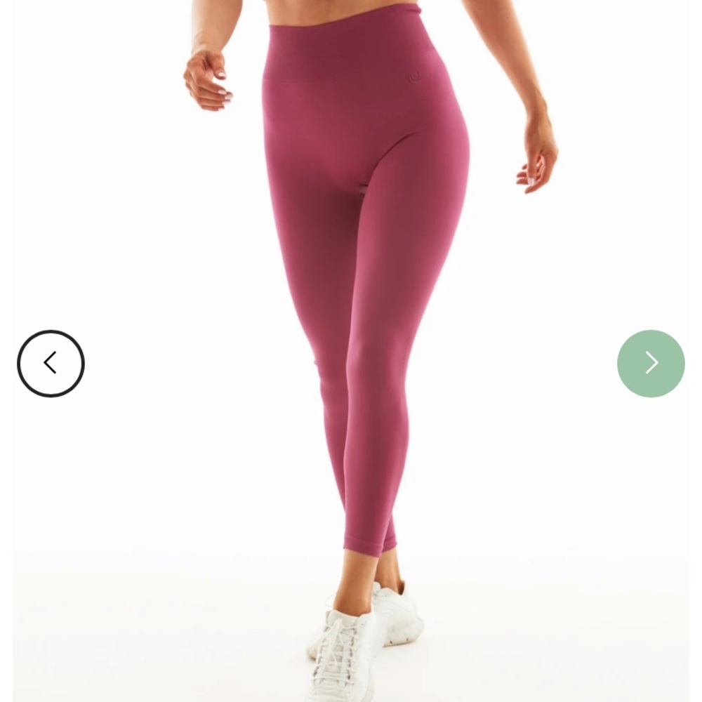 Lazuli Label Air Seamless Leggings